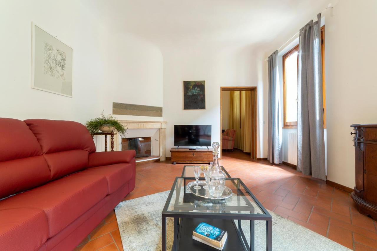 110 Sqm Apartment 6 Sleeps In Santa Croce Firenze Kültér fotó