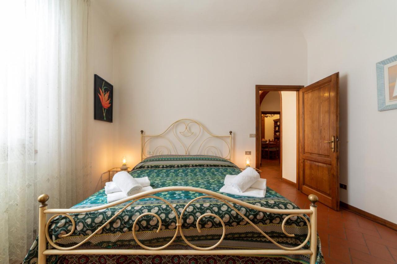 110 Sqm Apartment 6 Sleeps In Santa Croce Firenze Kültér fotó