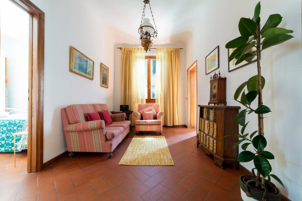 110 Sqm Apartment 6 Sleeps In Santa Croce Firenze Kültér fotó
